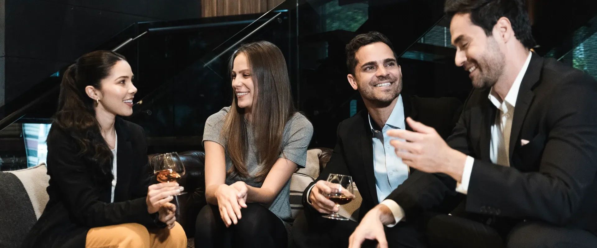 Usted sentirá que nuestras instalaciones ofrecen algo más que un alojamiento ESTELAR Blue Colombia - Medellín Usted sentirá que nuestras instalaciones ofrecen algo más que un alojamiento ESTELAR Blue Colombia - Medellín